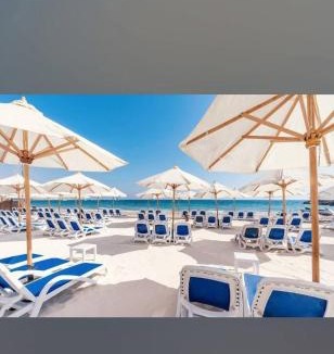 Madinaty Hotel | اهرمات بورتو السخنه