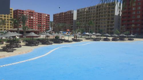 Marina El Alamein Apartment | تمتع بالإقامة في شاليه فندقي بمنتجع جولف بورتو مارينا الساحل الشمالي العلمين - Enjoy your stay at Golf Porto Marina Resort El Alamein - North Coast