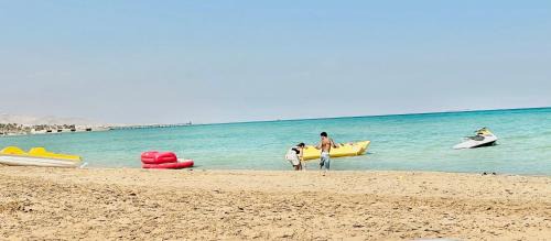 Ain Sokhna Ski Chalet | شاليه للايجار عائلات فقط 3 غرف نوم مكيف بالكامل قرية بلومار السخنة Blumar Elsokhna العين السخنة