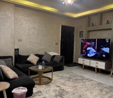 Pyramids Gardens Apartment | شقة فاخرة
