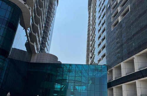 Maadi Apartment | شقة فندقية فاخرة من ثلاث غرف نوم بإطلالة على نهر النيل