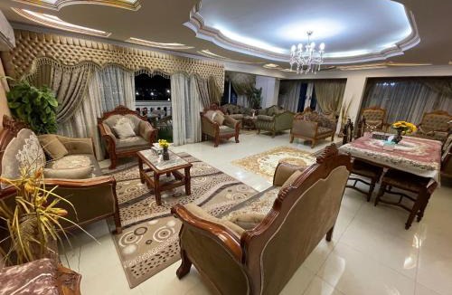 Port Said Apartment | شقة 103 عائليه مطلة علي قناة السويس والبحر
