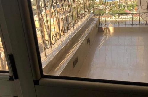 Al Duqqi Apartment | شقه فندقية