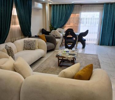 Agouza Apartment | شقه فندقيه بسعر مغري جدا في ميدان لبنان