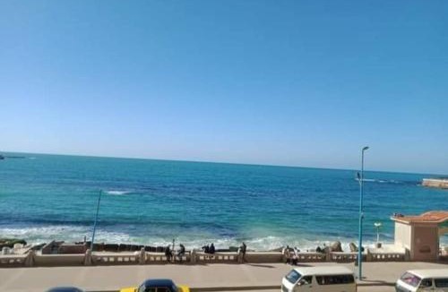 Al-Muntazah Apartment | شقه في الاسكندريه ميامي البحر مباشرة