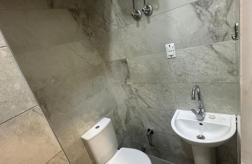 Abdin Hotel | كايرو كراون لإقامة وتشغيل الأجنحة الفندقية والقري السياحة الموتيلات