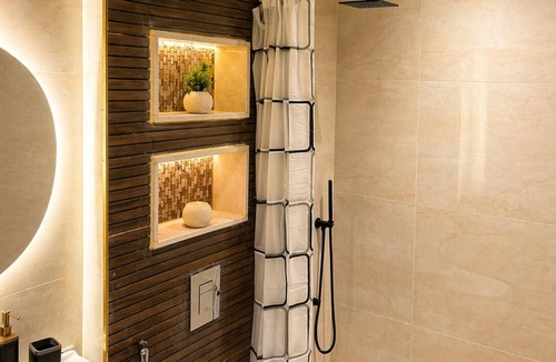 Nasr City Apartment | 10-Mins from Cairo Airport, Garden Oasis