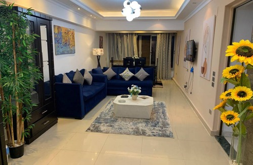 Heliopolis Apartment | 130 m² Apartment ∙ 3 bedrooms ∙ 5 guests