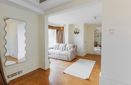 Downtown Cairo Apartment | 2-bedroom apartment at St Regis T1 - Dhb Stays