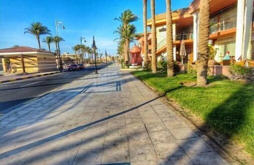 Dahar Villa | 3 BR Villa W/beach access