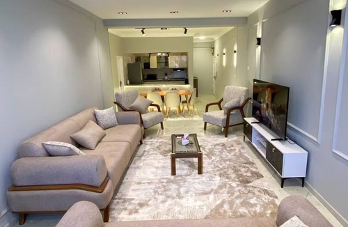 As-Sayidah Zaynab Apartment | 3BRs Luxerious Qasr Elneil St