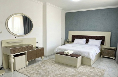 Downtown Cairo Apartment | 3BRs Maadi Nile View Apt