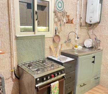 Taqseem Laselky Apartment | Afro Room In Maadi in sharing apartment