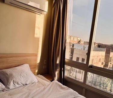 Al Haram Hotel | Aida pyramids view