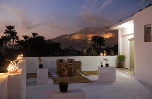 Luxor Apartment | Akhet House