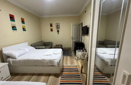 Al Haram House | Akhnaton pyramids inn