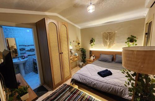 Pyramids Gardens Apartment | Amazing view with hot jacuzzi and private rooftop