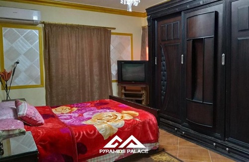 Pyramids Gardens Apartment | American Apartment pyramids view