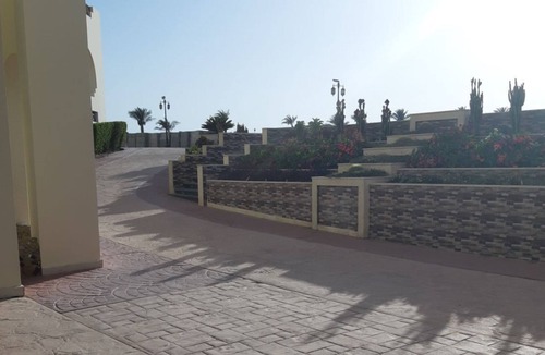 Sahl Hasheeh Apartment | Appartment on the territory beach front hotel