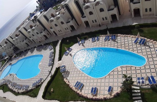 Sahl Hasheeh Apartment | Appartment on the territory beach front hotel