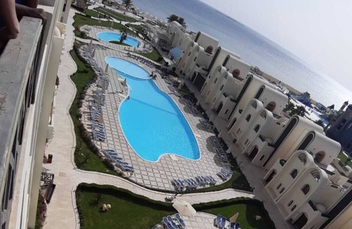 Sahl Hasheeh Apartment | Appartment on the territory beach front hotel