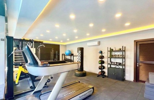 Dahar Apartment | Beach & Pool Escape | Stylish Resort Studio