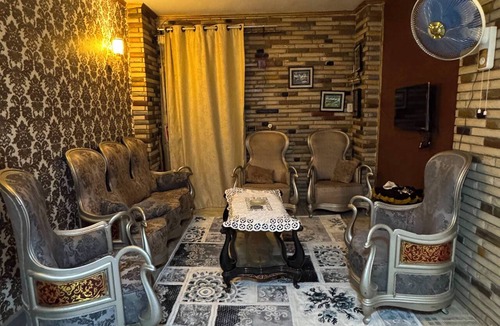 Giza Condo | Beautiful 2-bedroom condo with AC in charming Cairo.