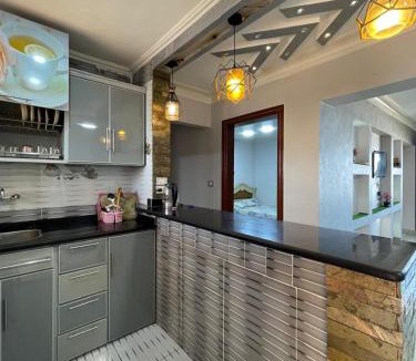 Al-Muntazah Apartment | Blue Horizon Stunning Sea View