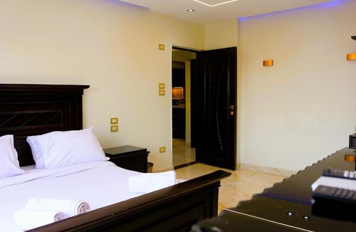 Heliopolis Apartment | Brand-New Specious Guest House in Sheraton Almatar-4 min from Cairo Airport