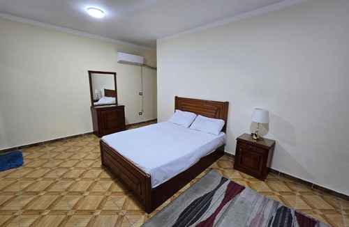 Bab Sharqi Apartment | Budget sea view- families only