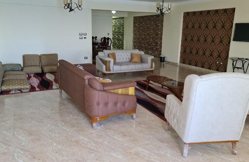 Bab Sharqi Apartment | Budget sea view- families only
