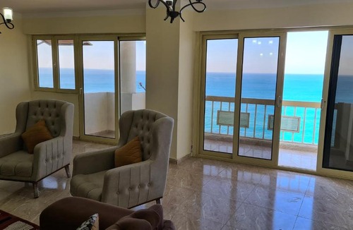 Bab Sharqi Apartment | Budget sea view- families only