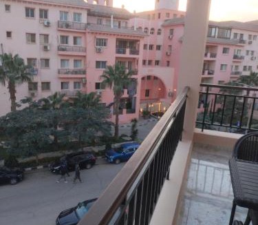 Dream Land Apartment | Building 211, Gulf 2, Apartment 403