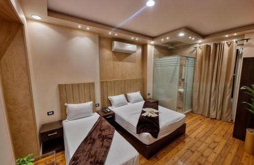 Abdin Hotel | Cairo Plaza, Luxe Hotel