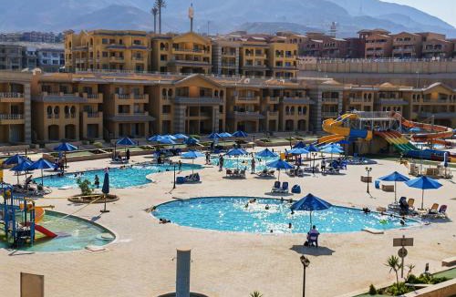 Ras Sudar Apartment | Caribbean Porto Aquapark View Family Only