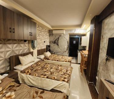 Village Road Hotel | Cecilia Village