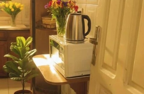 Al Duqqi Apartment | Central Dokki Apartment – Balcony, Metro Access & Great Value