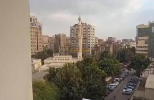 Al Duqqi Apartment | Central Dokki Apartment – Balcony, Metro Access & Great Value