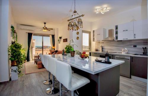 Al Ahyaa Apartment | Chic penthouse retreat elgouna access