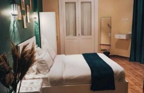 Qasr an-Nil Hotel | Cozy 1 bedroom Queen and single bed 2