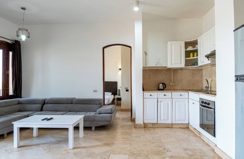 El Gouna Ski Chalet | Cozy 2-bedroom chalet in El Gouna - Hurghada with AC - Pool & Lagoon View