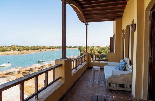 El Gouna Ski Chalet | Cozy 2-bedroom chalet in El Gouna - Hurghada with AC - Pool & Lagoon View