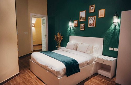 Downtown Cairo Hotel | Cozy feel-like home hotel near to everything a tourist need