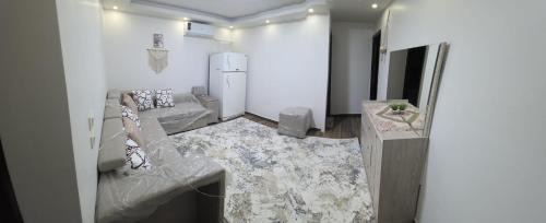 Al-Basatin Apartment | Cozy Modern Apartment in Prime Location