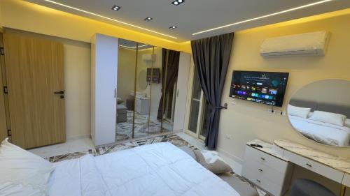 Agouza Apartment | Cozy Studio with luxurious furniture in a central location