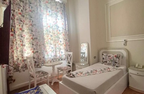 Abdin Hotel | Dawntawn sky city
