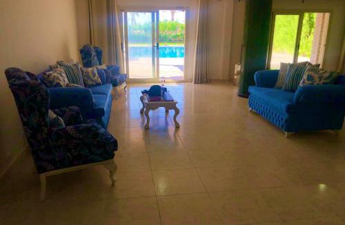 Dawwar Saqr Villa | فيلا علي البحر بحمام سباحة خاص - ديمورا الساحل الشمالي Family only