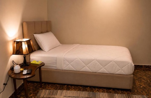 Al Haram Hotel | El Khalil Pyramids View Inn
