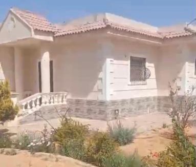 At-Tall al-Kabir Villa | Emerald Luxury Garden Villa - Ismailia