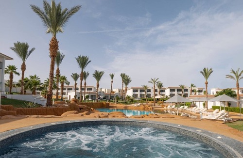 Sharm El Sheikh Resort | Family-Friendly 5-Star Stay with Pools, Spa & Private Beach Access